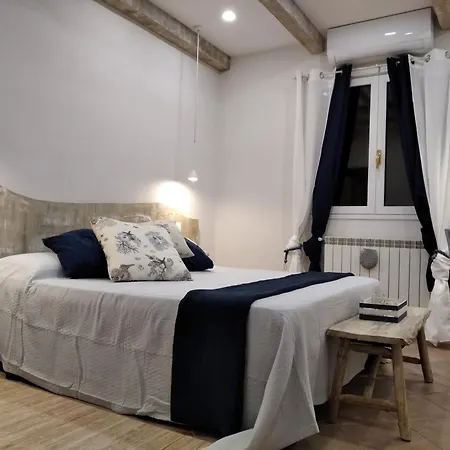 Chez Luis شقة إمبيريا