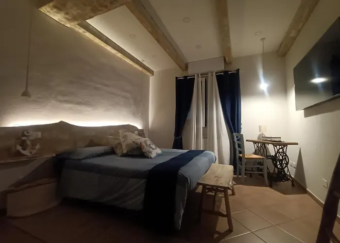 Chez Luis شقة إمبيريا